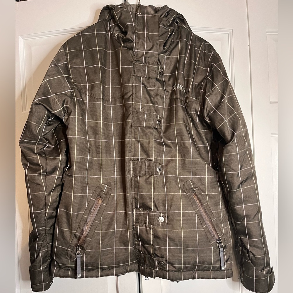 Snowboard/Ski Coat. Great condition. Smoke Free Home.